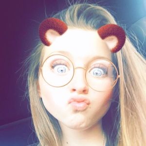 Meet your Posher, Jordyn