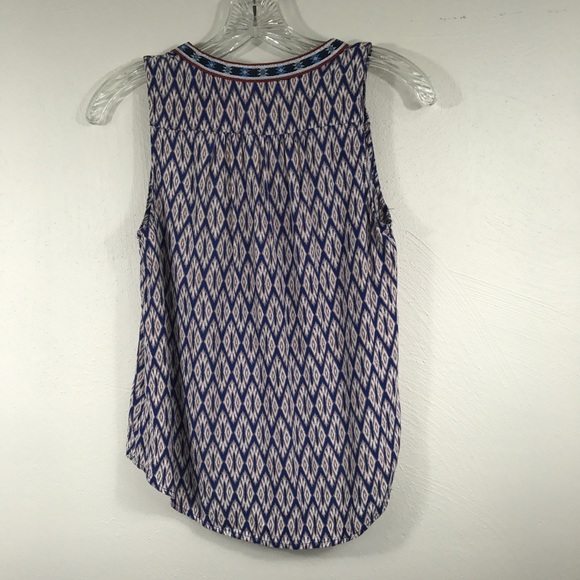 ❌SOLD❌Market & Spruce Aztec Top - Picture 4 of 5