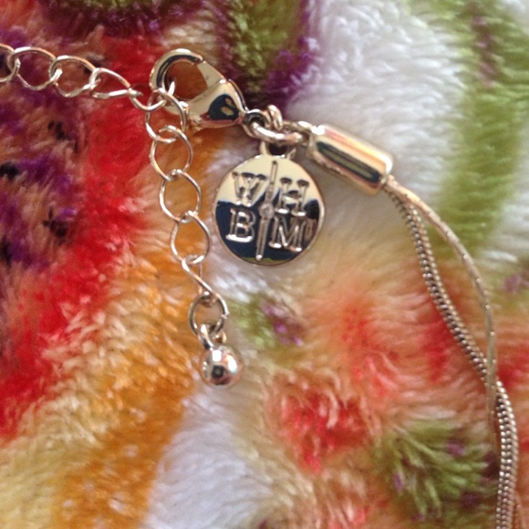 Reversible black and white necklace with stones - Picture 4 of 5