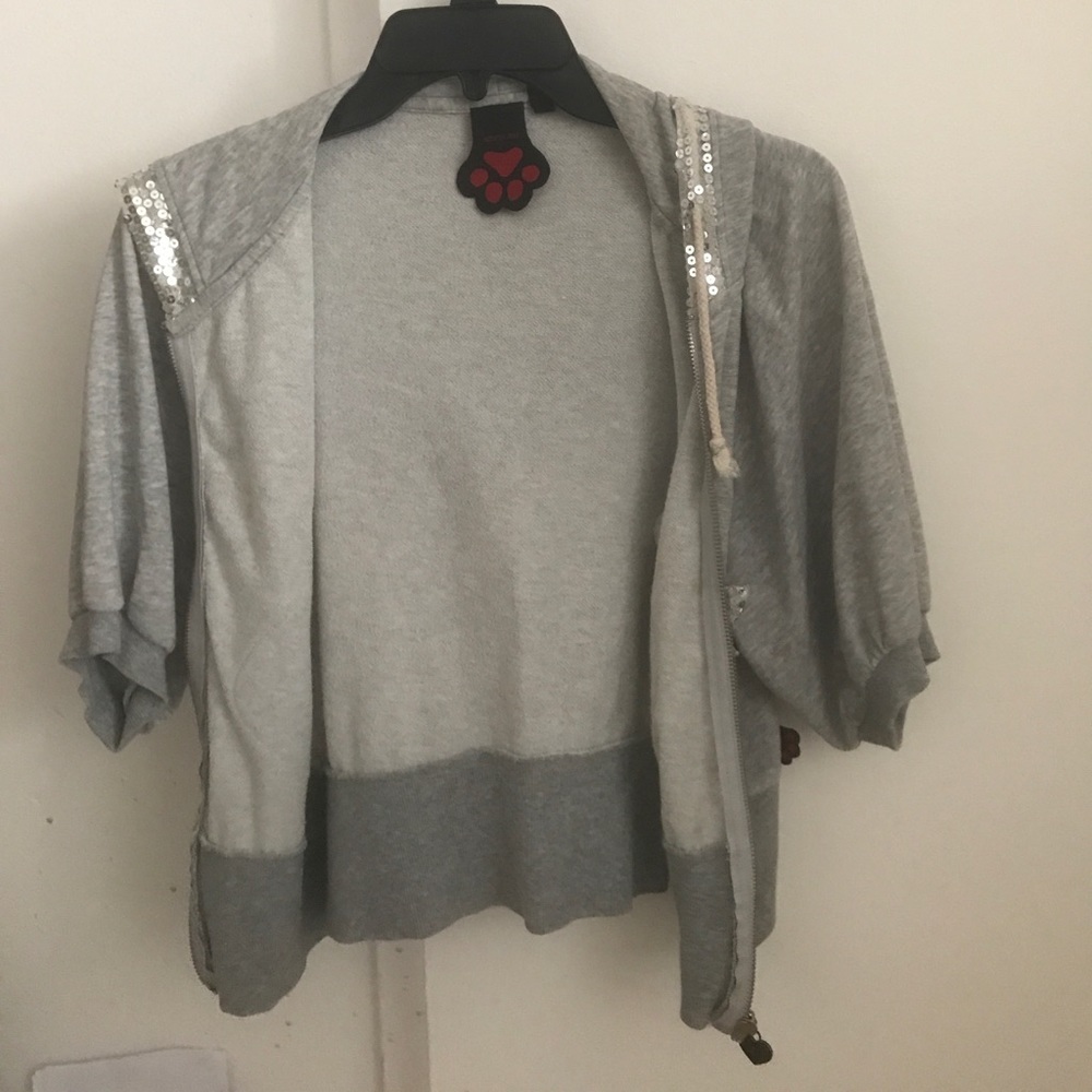 Cute silver sequin top