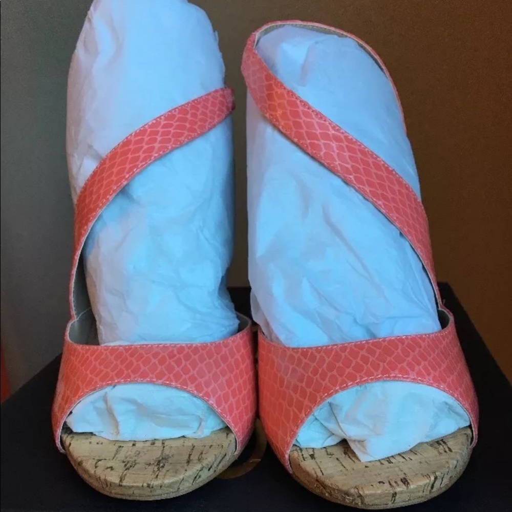Bebe Arisnna Slingback Pimps - Picture 3 of 6