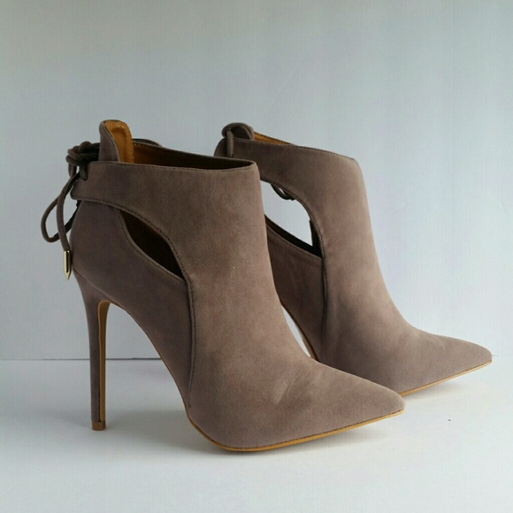 🆑 BACK-TIE BOOTIES - Picture 3 of 7