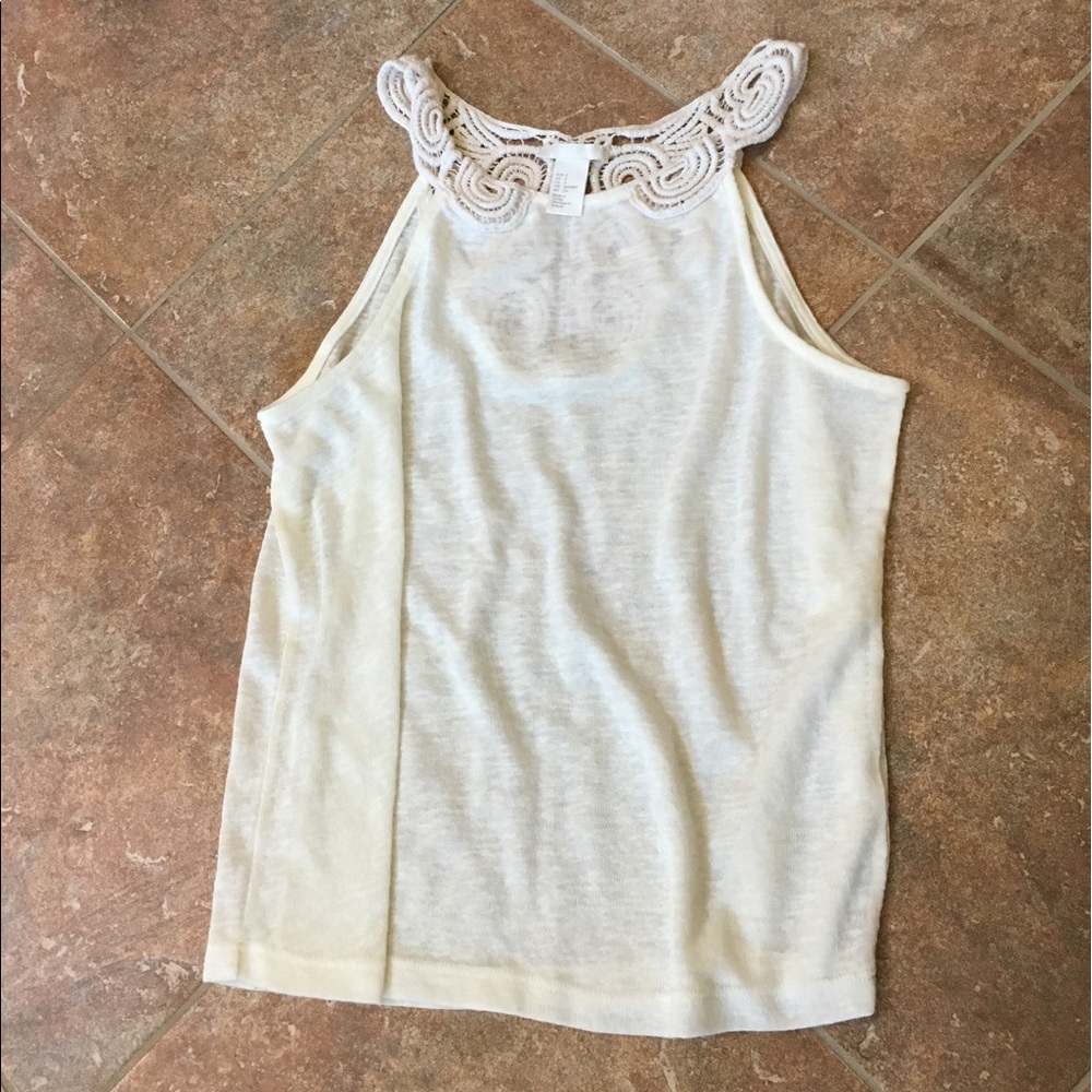 *MOVING SALE*BUY NOW* Casual Tank