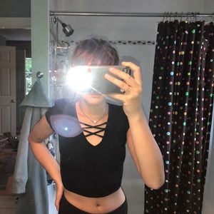 wet seal black crop top!