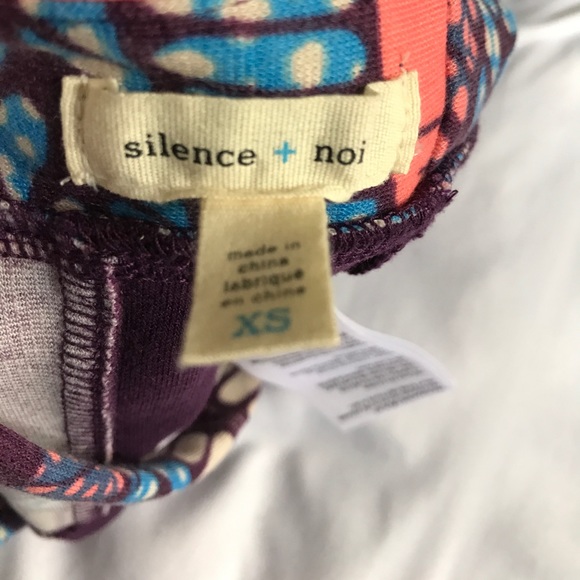 LF Top - Picture 3 of 3