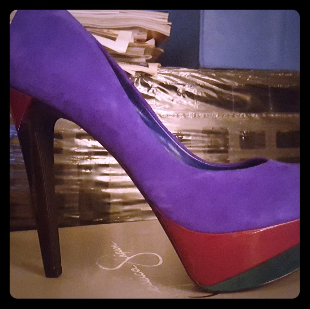 Jessica Simpson heels