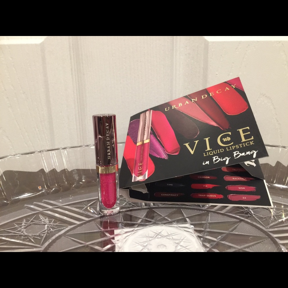SOLD. 🍂🆕💋URBAN DECAY Lipgloss💋🆕 🍂 SOLD