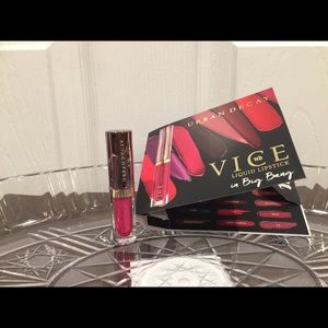 SOLD. 🍂🆕💋URBAN DECAY Lipgloss💋🆕 🍂 SOLD