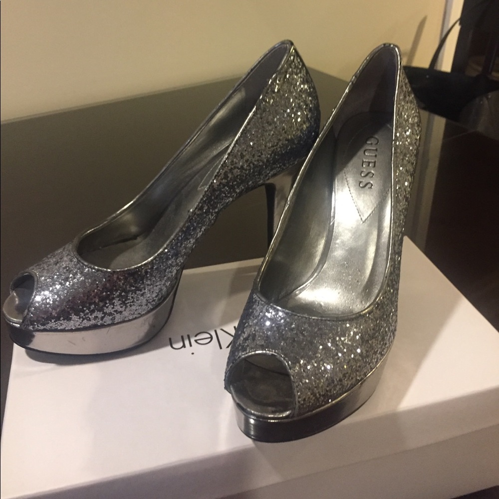 Guess sequined dress shoes