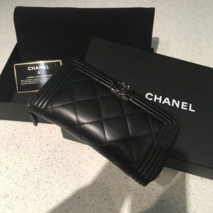 Chanel Wallet PERFECT