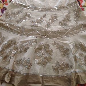 BCBG MAXAZRIA designed skirt in size 8