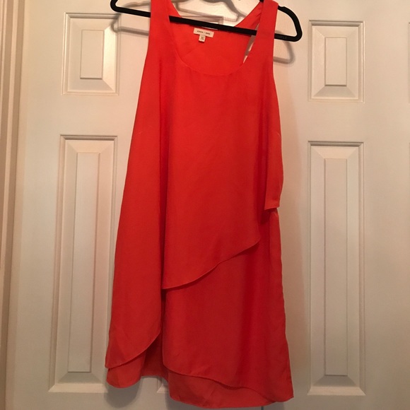 Coral dress great for functions or weddings - Picture 1 of 2