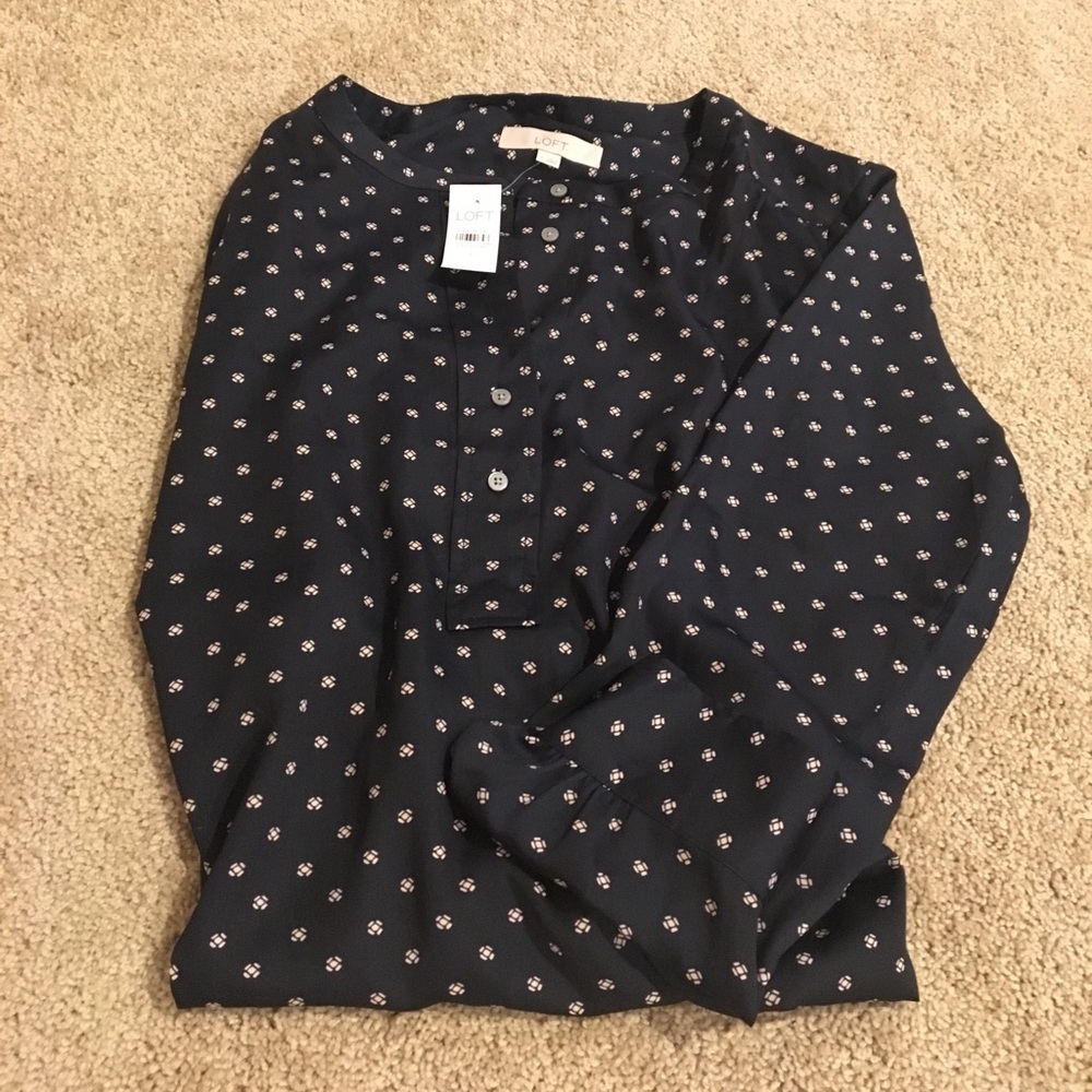 Loft long sleeve navy blue pop-over