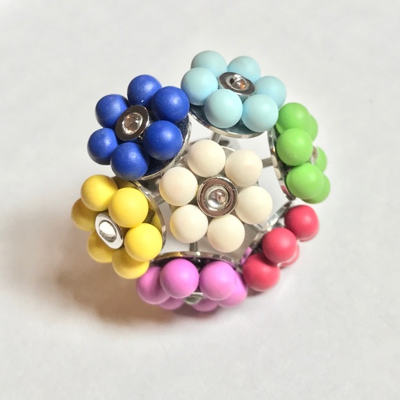 Swatch Flower Ring - Picture 2 of 4