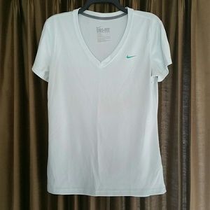 Nike T-shirt
