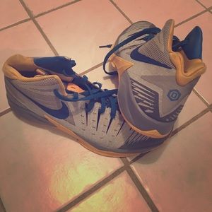 Nike zoom "I Get Buckets " men's size 11