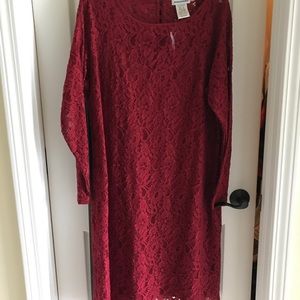 Long sleeved lace cocktail dress