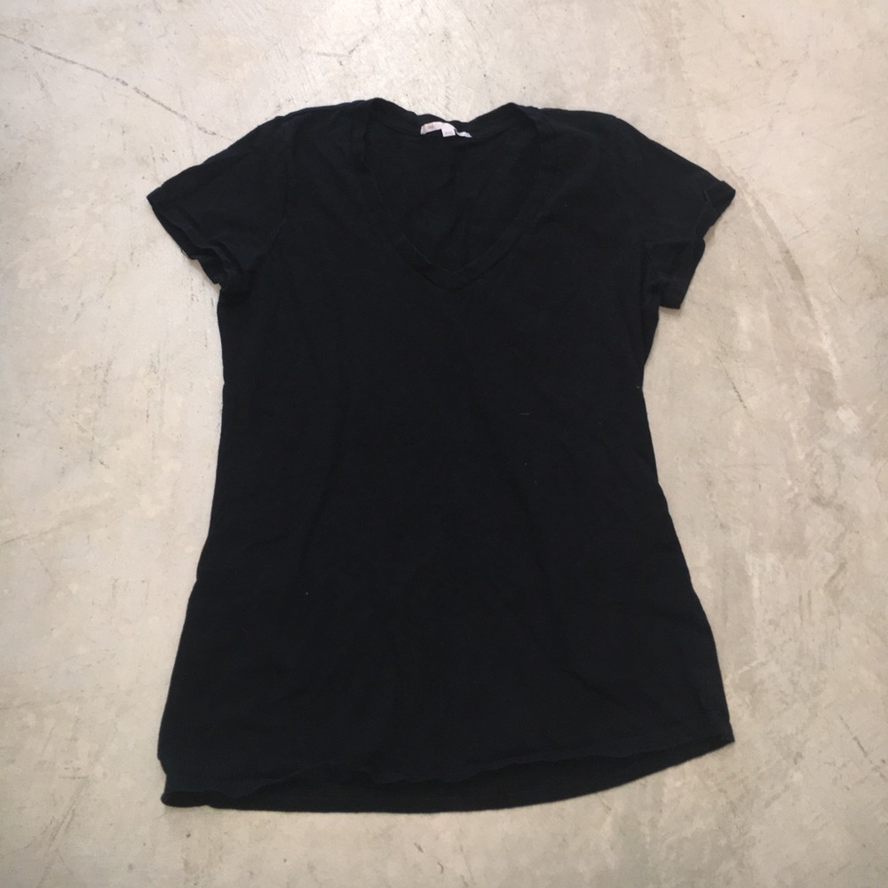 Gap black T-shirt size large