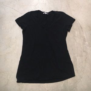 Gap black T-shirt size large