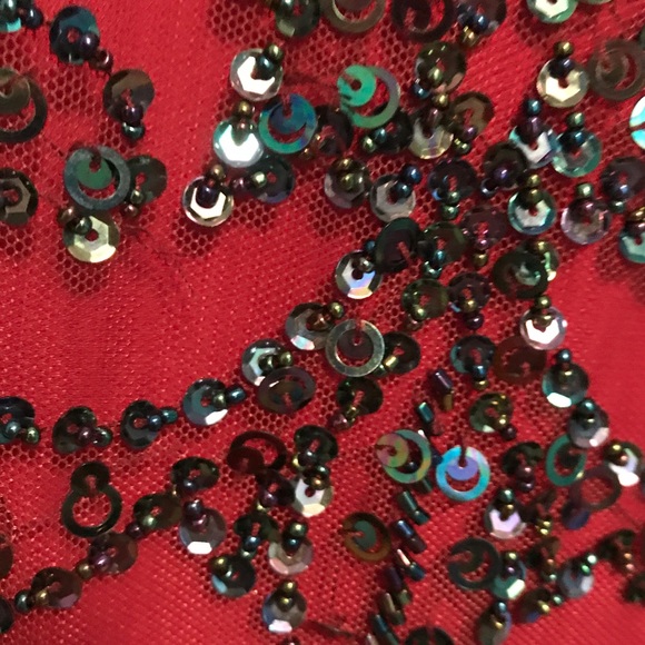 WINE RED PROM/FORMAL DRESS - Picture 5 of 6