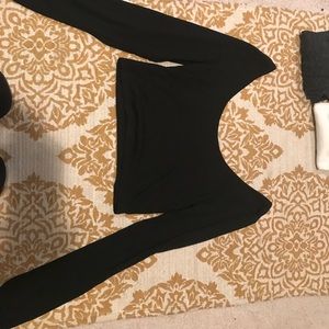 Black Long Sleeve Crop Top