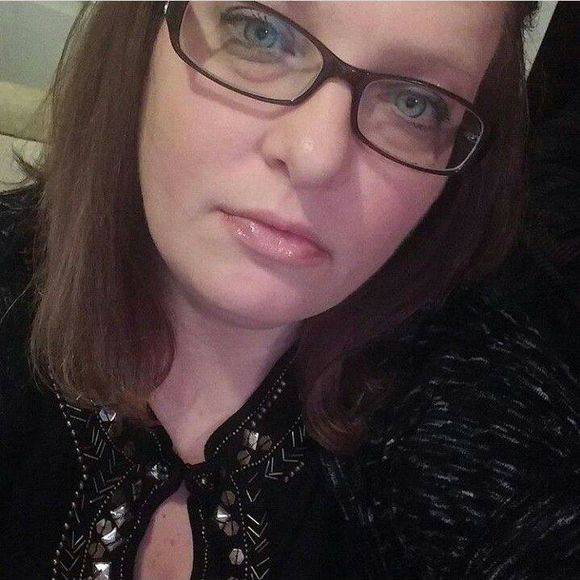 Meet your Posher, Rosa - Picture 1 of 1