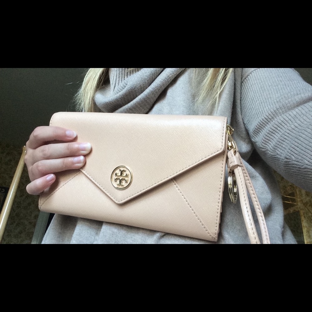 Tory burch Robinson envelope wallet/clutch