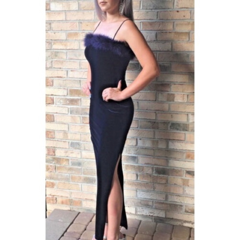 Finesse Velvet & Feather Fur Blue Long Dress