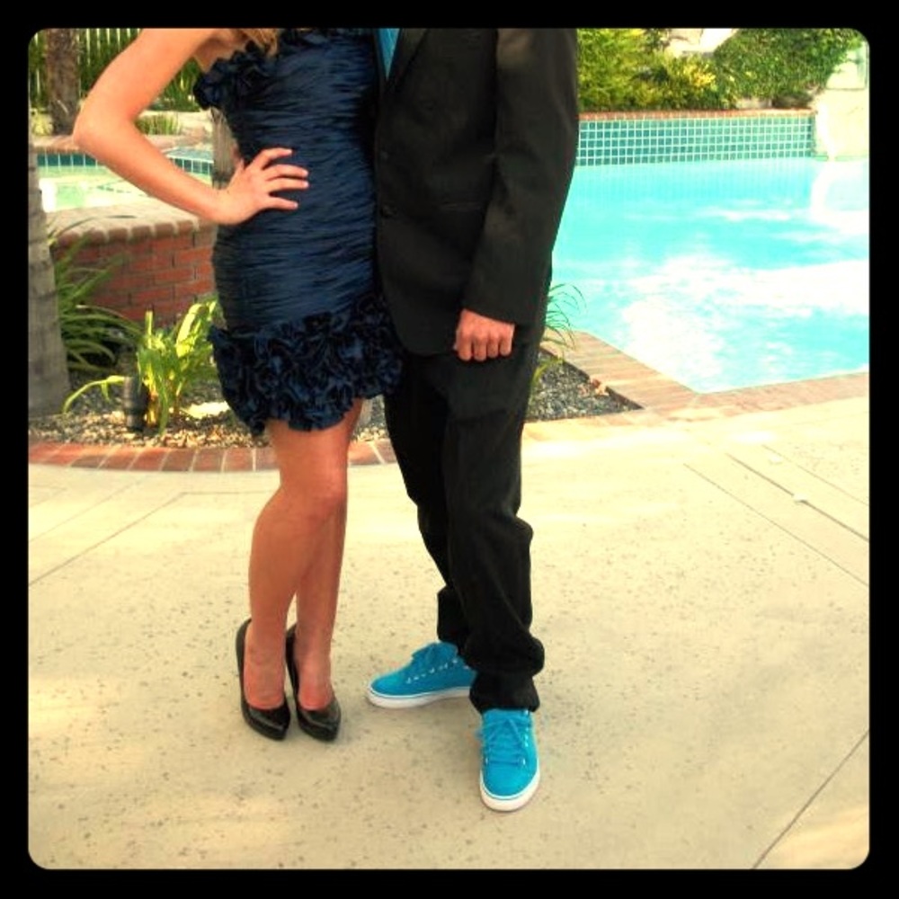 Jazy couture dress. Navy blue. Size 2. Worn once.