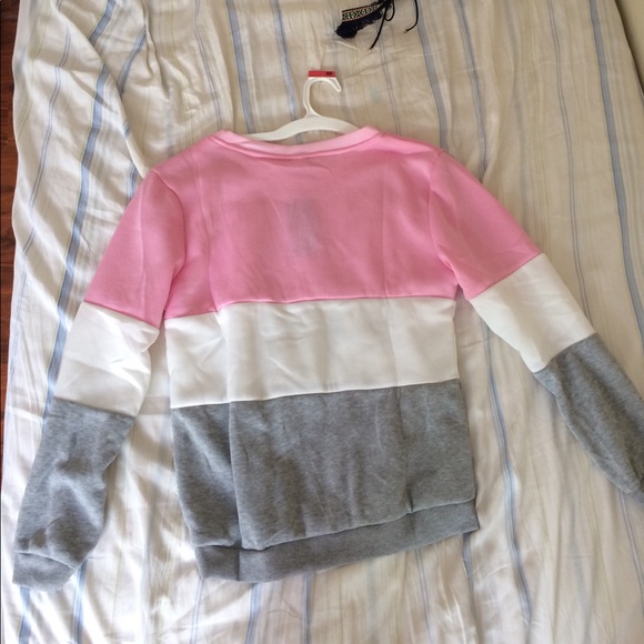 Sweater+Choker - Picture 2 of 3