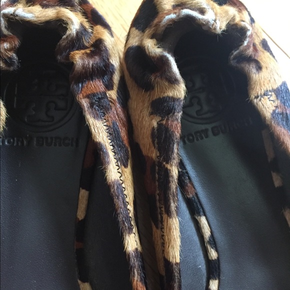 Size 6 Tory Burch leopard Reva ballet flats - Picture 5 of 8
