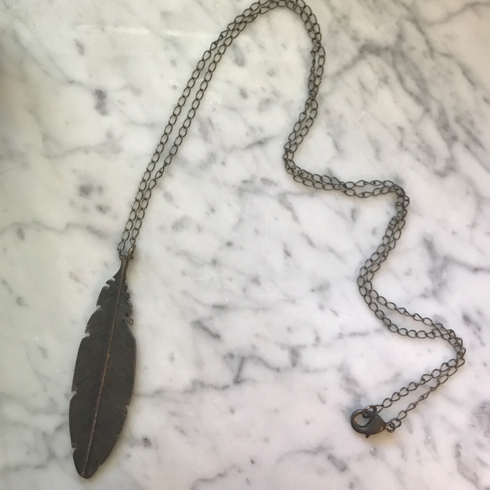Long Feather Pendant Necklace