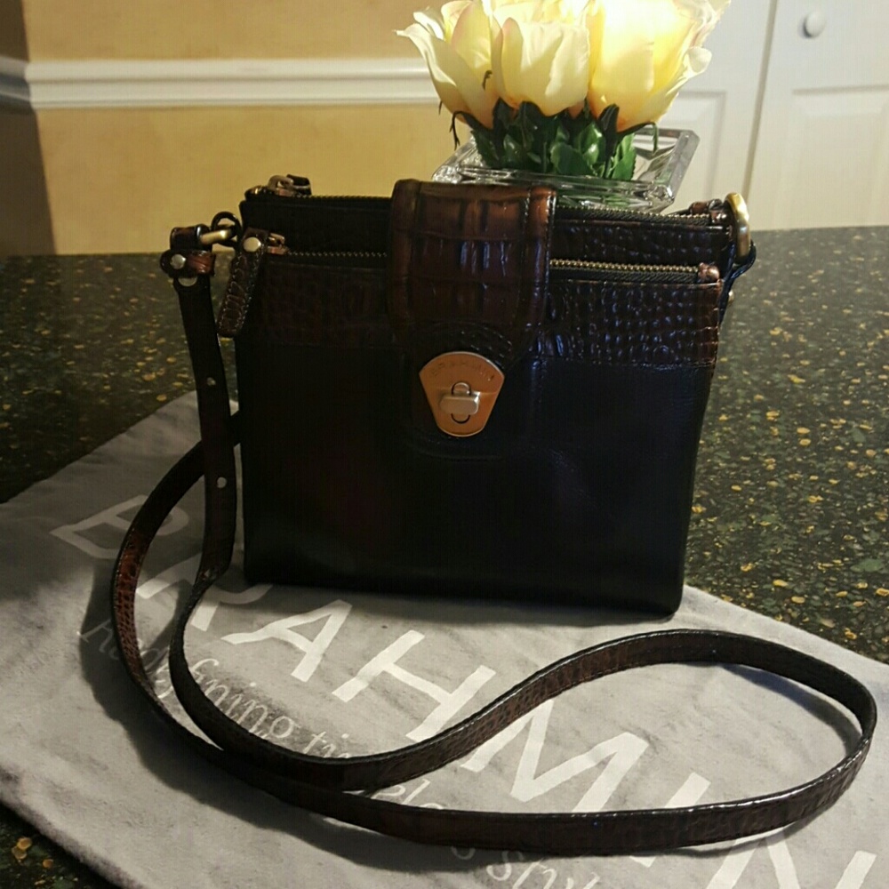 Brahmin Melbourne And Black Mojito Croc Embossed .