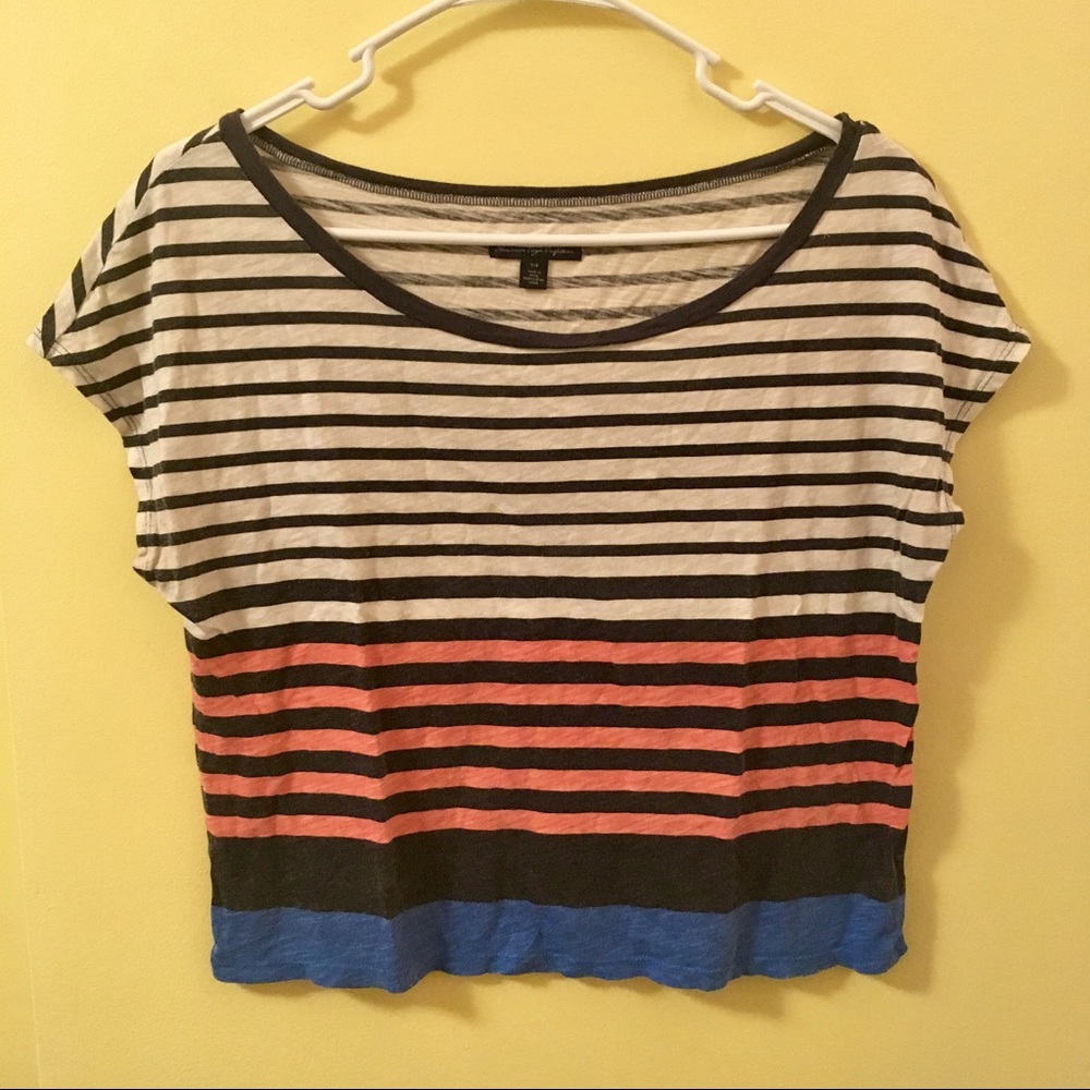 American Eagle crop top
