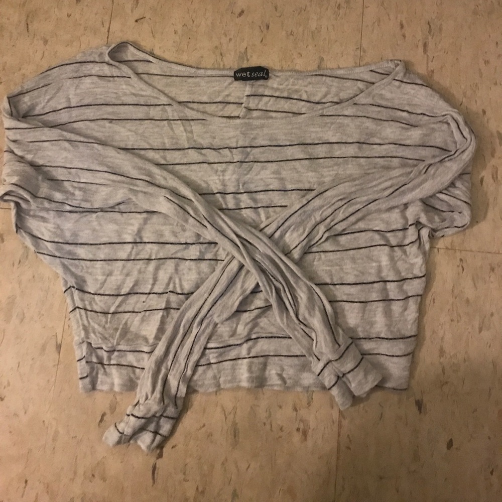 Crop top - Picture 2 of 3
