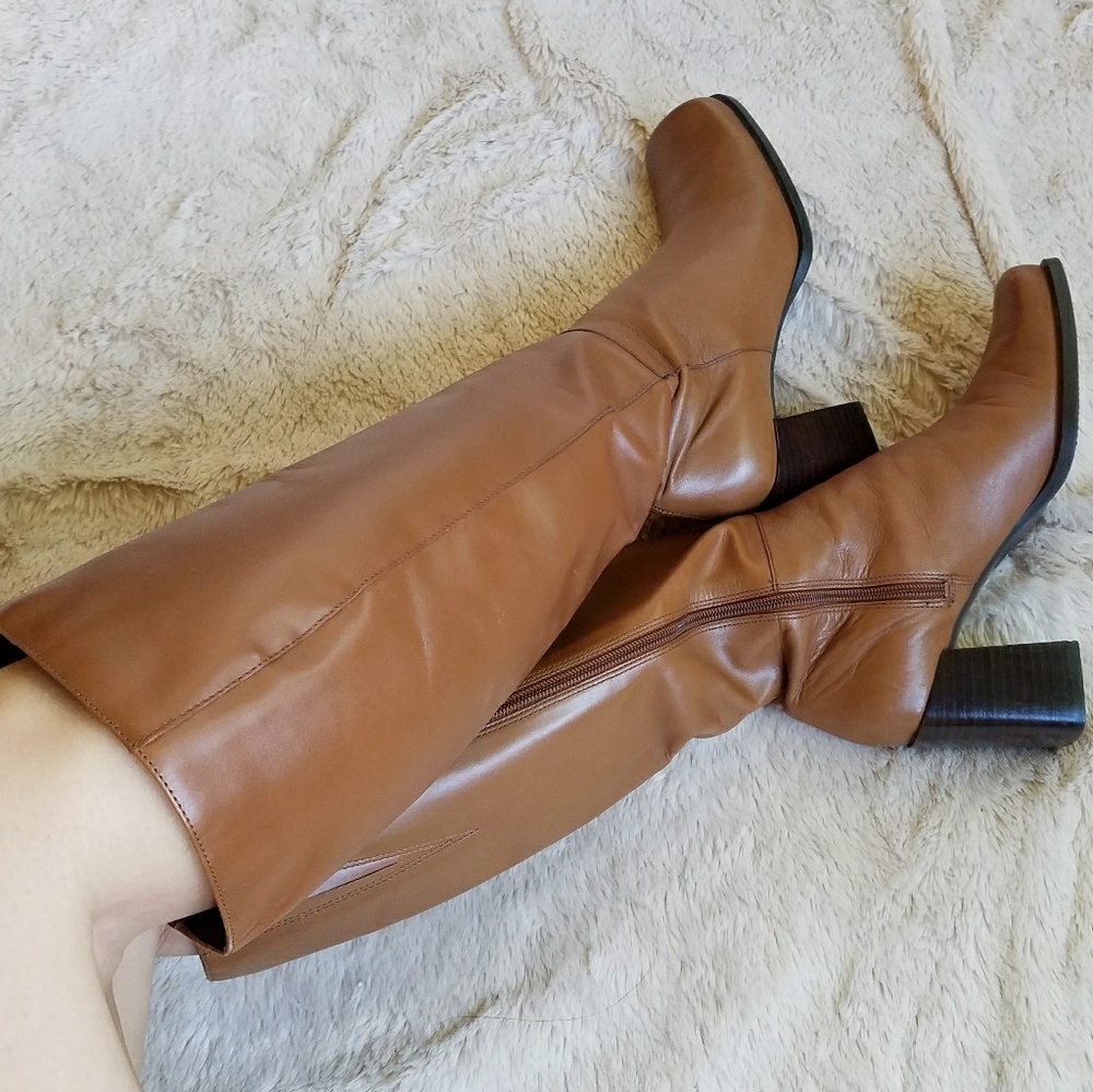 Capezio caramel camel leather heeled boots, 6.5-7