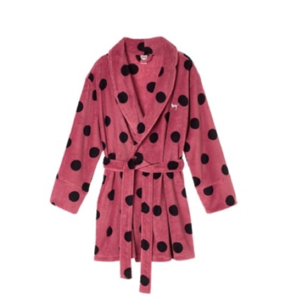 🚫SOLD🚫Pink polka dot fleece robe