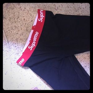 supreme leggings