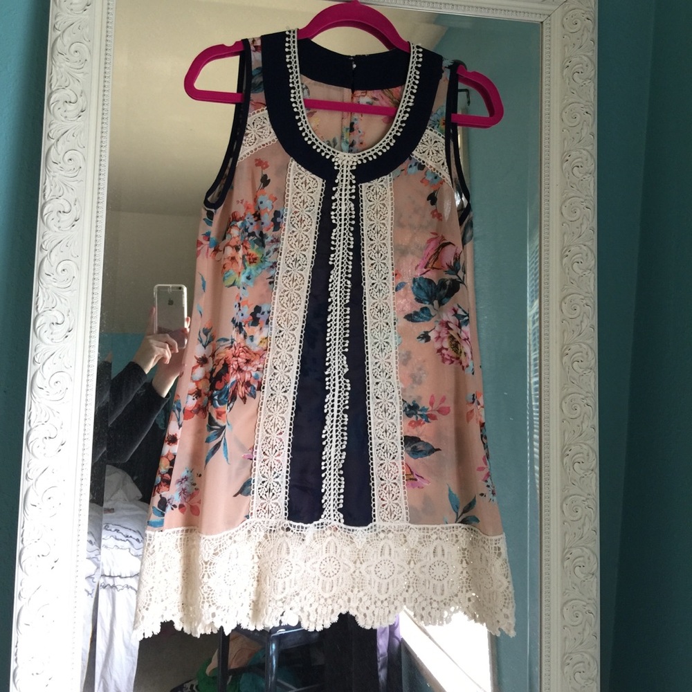 Floral top