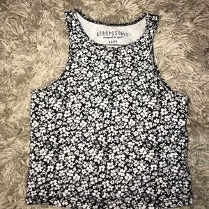 Aeropostale floral crop top!