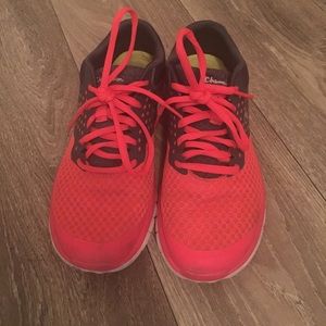 Running shoes
