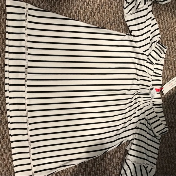 Patty Relaxed Fit Top - Picture 4 of 6