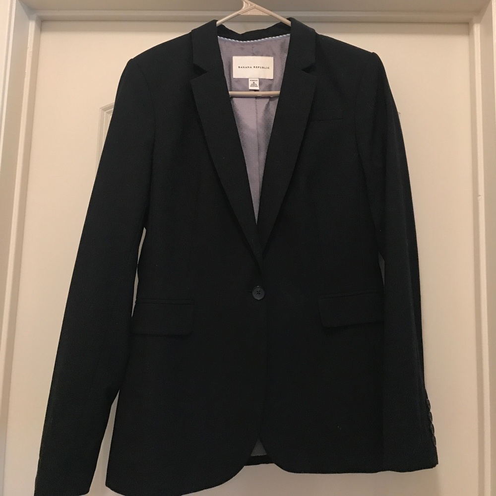 Size 10 Black Banana Republic Blazer