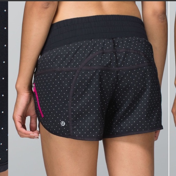 lululemon athletica Pants - Lululemon tracker short, size 4