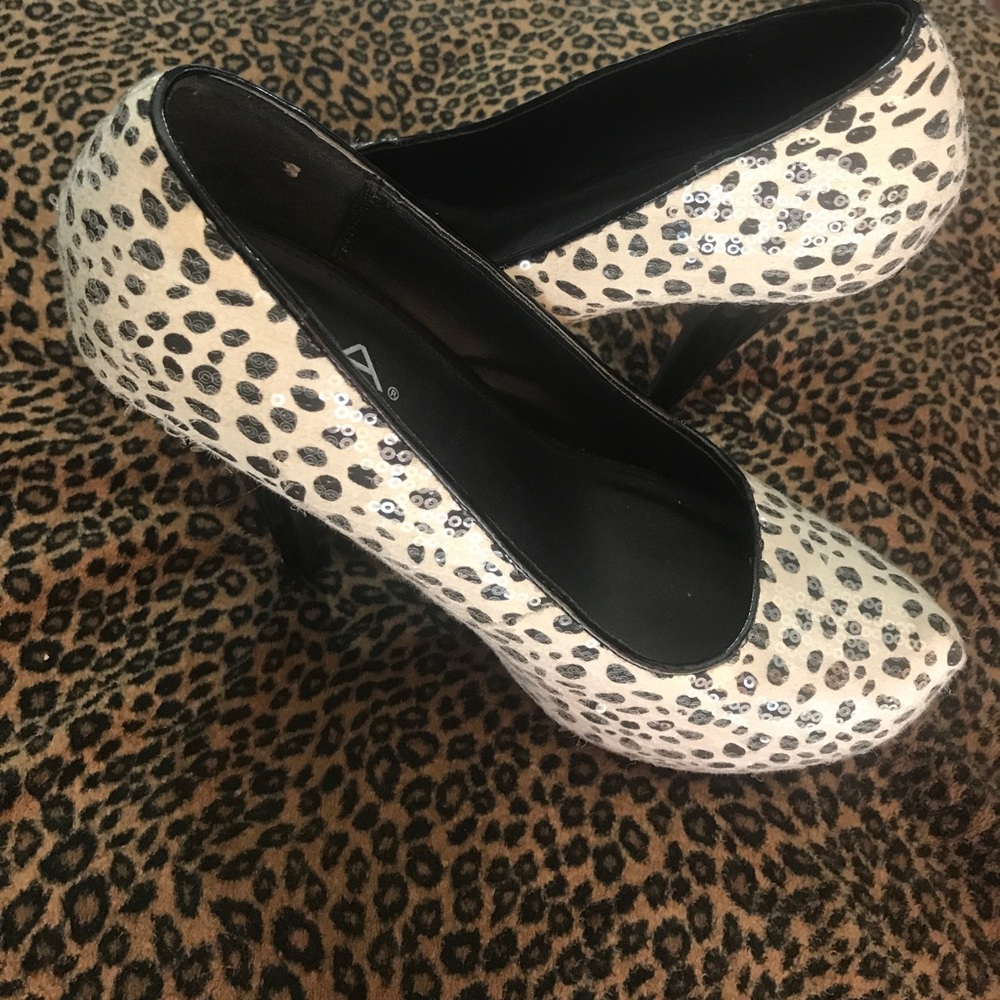 Final price reduction ❗️MIA shoe 👠❗️