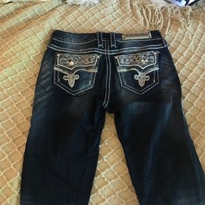 Rock Revival Mid Rise Skinny