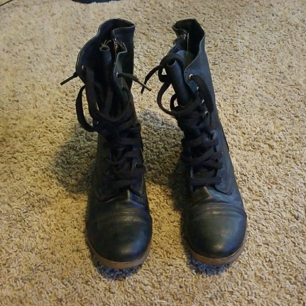 Size 10 Combat Lace Up Boot