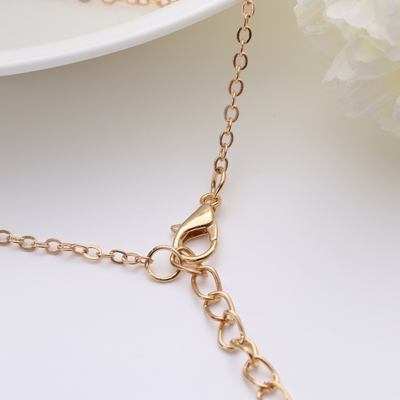 LOVE Arrow Dainty Pendant Bar Necklace - Picture 7 of 8