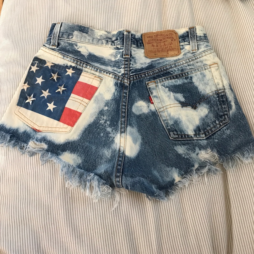 The Laundry Room American flag distressed shorts