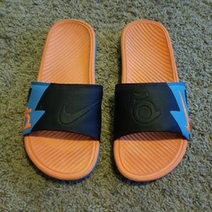 Size 8 Nike KD Slides